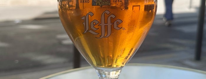Café Le Québec is one of Fred's Paris list.