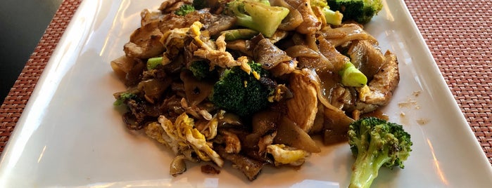 Jin Thai Cuisine is one of 2013 Chicago Bib Gourmands.