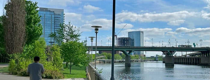 Schuylkill Banks Greenway is one of Philly Favorites.