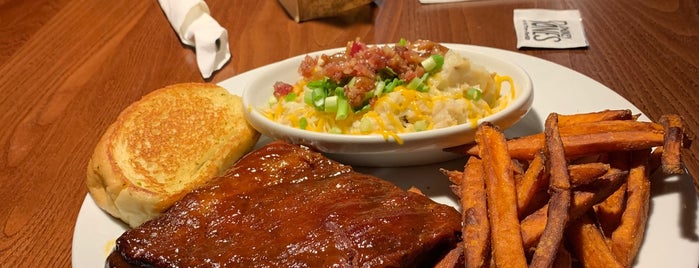 Smokey Bones Bar & Fire Grill is one of Must-visit Food in Fayetteville.