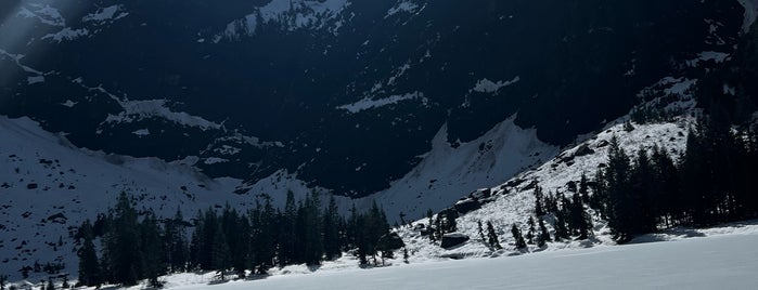Heather Lake is one of PNW.
