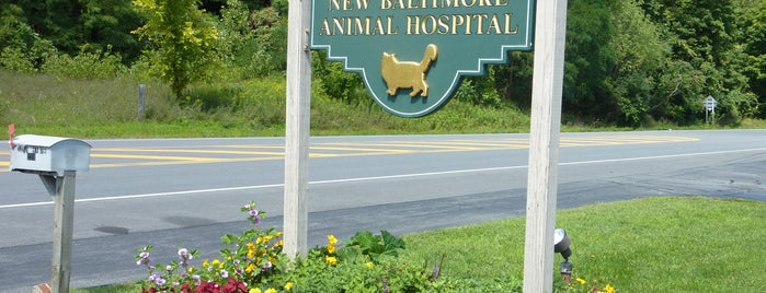 New Baltimore Animal Hospital is one of สถานที่ที่ whocanihire.com ถูกใจ.