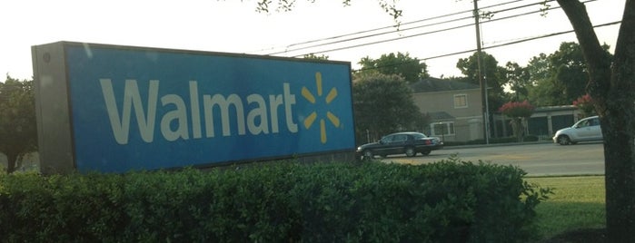 Walmart Supercenter is one of 주변장소4.