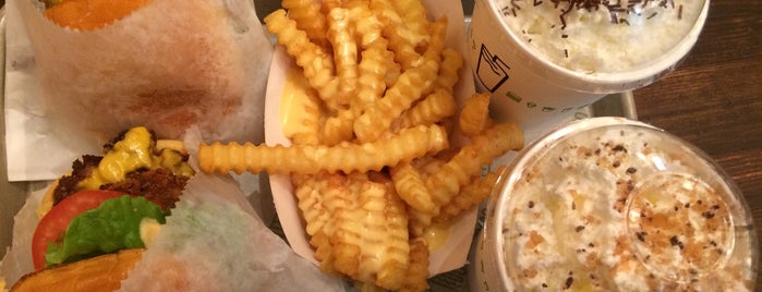 Shake Shack is one of The 15 Best Places for Milkshakes in Miami Beach.