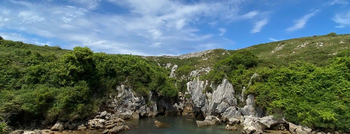 Playa Gulpiyuri is one of Spain.