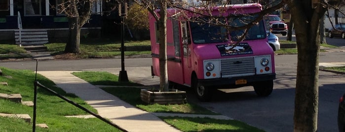 The Whole Hog Food Truck is one of Food Trucks.