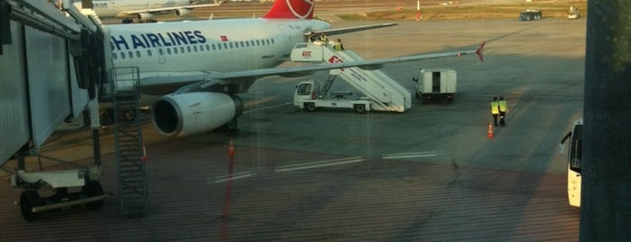 Flughafen Izmir (ADB) is one of Turkcell 4 Çeker.