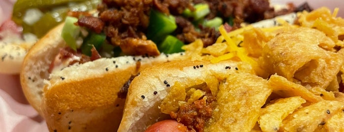 Dirty Frank's Hot Dog Palace is one of Food Adventures.