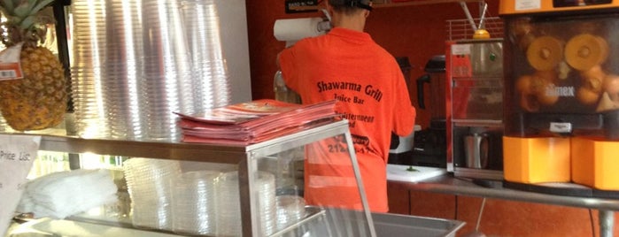 Shawarma Grill & Juice Bar is one of Locais curtidos por Sage.