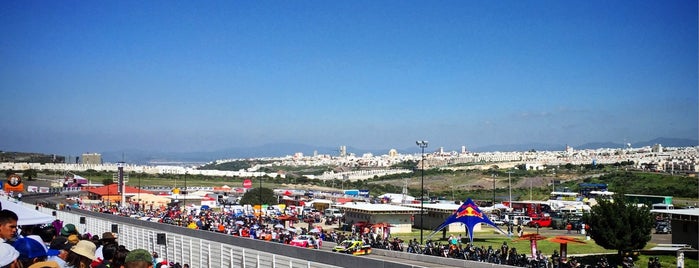 Autodromo de Querétaro is one of Fun In DF.