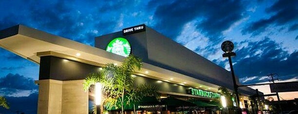 Starbucks is one of สถานที่ที่ Everardo ถูกใจ.