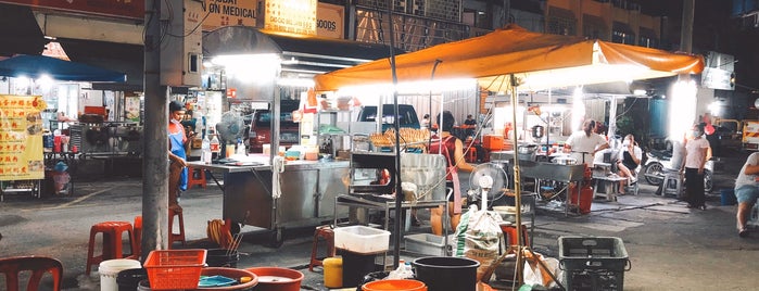 Old Klang Road Hawker Street is one of food.