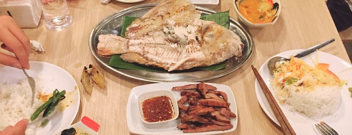 Riverboat Restaurant is one of The 11 Best Places for BBQ Pork in Kuala Lumpur.