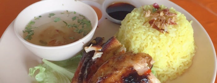 Ayam Golek 5 Bintang is one of Murni dine-in meal.