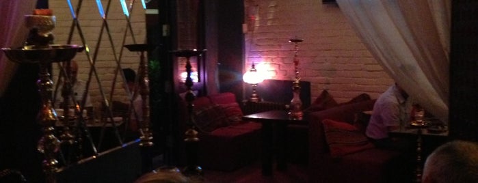 Marrakech Bar is one of Guzel.