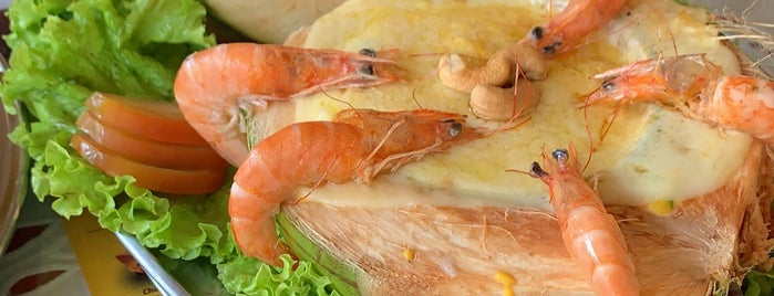 Brazão Restaurante e Churrascaria is one of Frutos amados do mar.