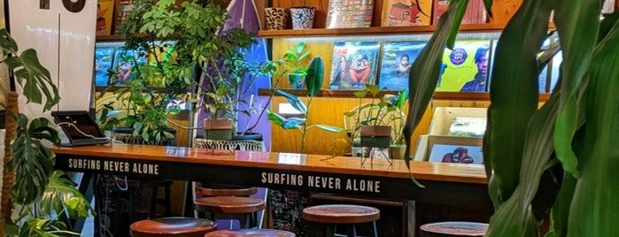 Surf Coffee is one of Posti che sono piaciuti a Nika.