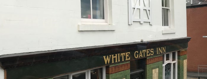 White Gates Inn is one of Hyde Pub Crawl.