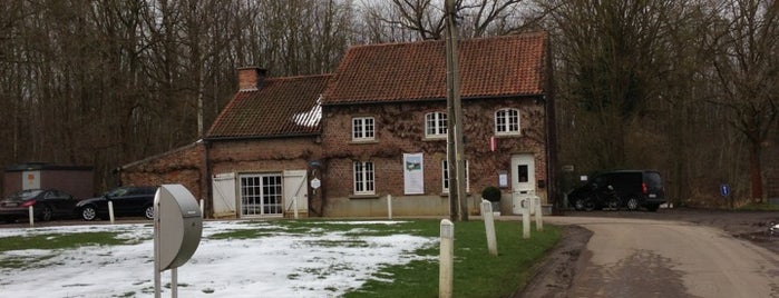 Het Bed van Napoleon is one of Yves'in Beğendiği Mekanlar.