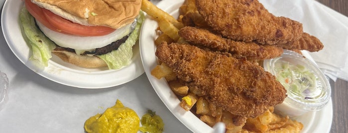 Glenwood Drive-In is one of Dairy Bars, Drive-Ins, Diners.