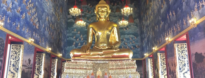Wat Thewarat Kunchorn Worawiharn is one of Yodphaさんのお気に入りスポット.