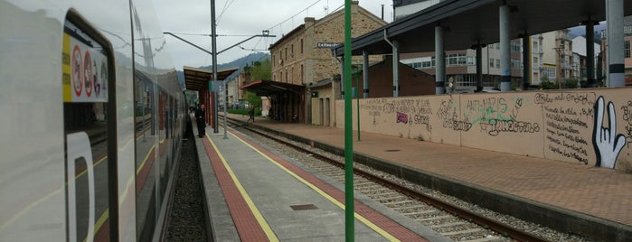 Estación de A Rúa-Petín is one of Principales Estaciones ADIF.
