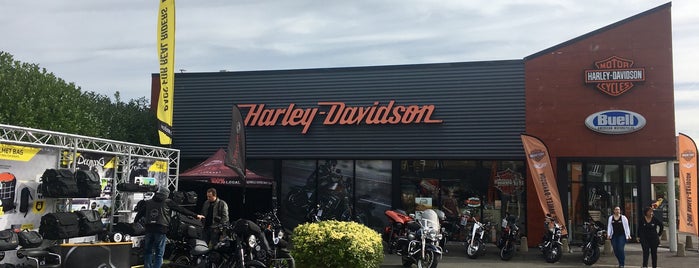 Harley Davidson is one of Tempat yang Disukai Gaëlle.