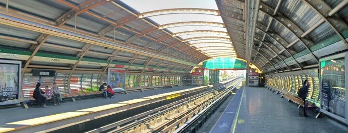 Metro Mirador is one of Lugares favoritos de Nacho.