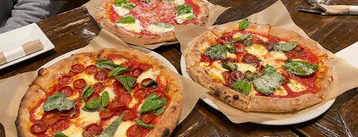 Rise Pizzeria is one of Kevin 님이 저장한 장소.
