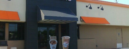 Dunkin' is one of Bruna’s Liked Places.
