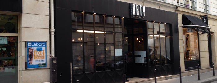 Arty Le Restaurant is one of Best Burger in Paris.