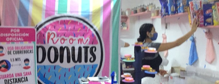 Room Donuts is one of food gdl.