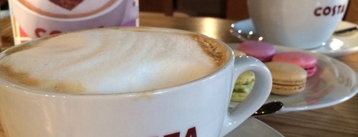 Costa Coffee is one of Lugares favoritos de Darya.