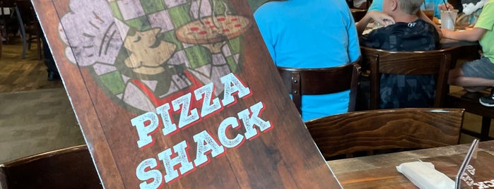 Pizza Shack is one of Locais curtidos por Veronica.
