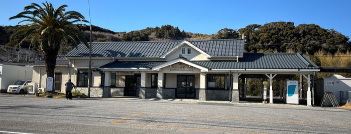 Awa-Kominato Station is one of JR 키타칸토지방역 (JR 北関東地方の駅).