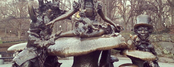 Alice in Wonderland Statue is one of New York City 2008.