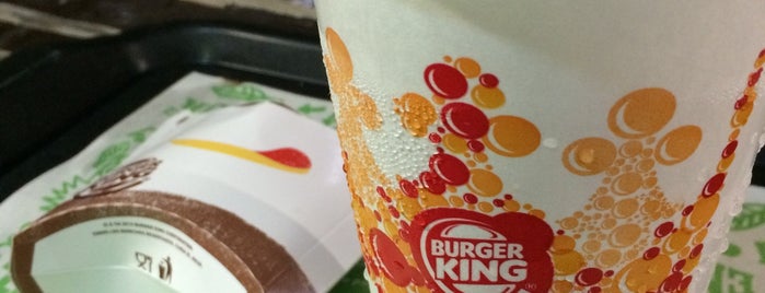 Burger King is one of Comidas.
