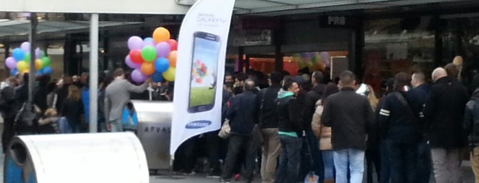 T-Mobile is one of Lijnbaan Rotterdam 🇳🇬.
