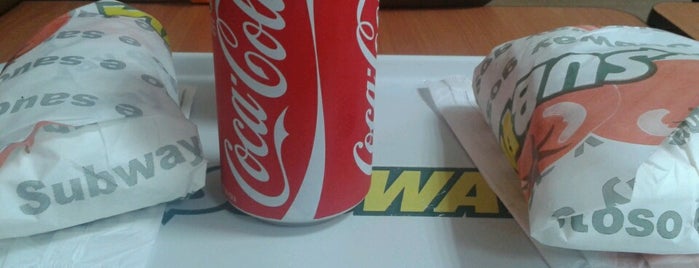Subway is one of praia2.