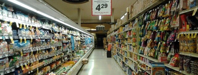 Safeway is one of Hawaii Vacation.