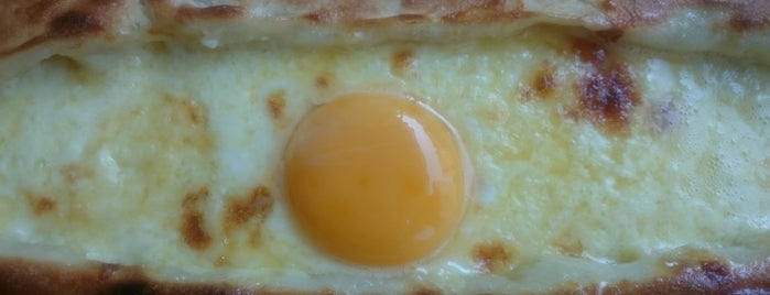 Köşem Karadeniz Pide is one of Hasanさんのお気に入りスポット.