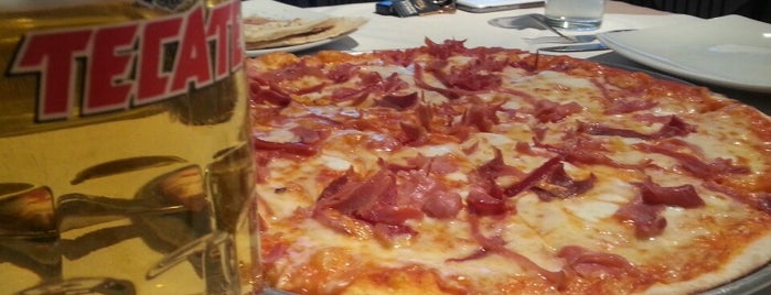 Napoli is one of The 15 Best Places for Pizza in Monterrey.