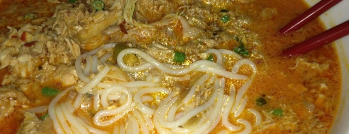 Keothip Thai Cuisine is one of The 9 Best Places for Sweet Chili in Fresno.