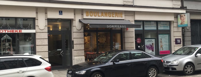 Boulangerie Dompierre is one of สถานที่ที่ Alexander ถูกใจ.