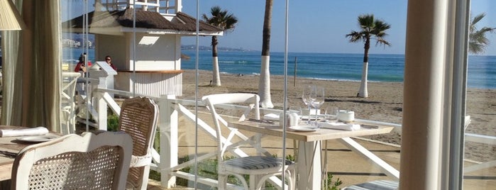 Del Mar Beach Club is one of donde comer y dormir en Marbella.