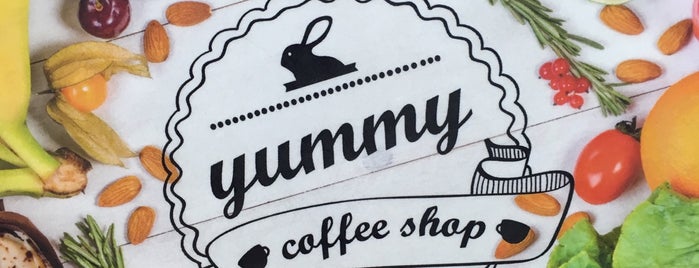 Yummy Coffee Shop is one of Locais curtidos por Таня.