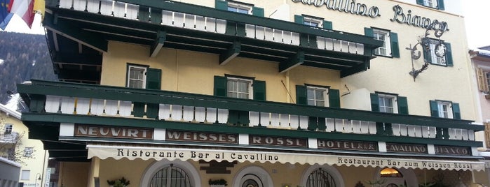 Hotel Cavallino Bianco is one of Posti che sono piaciuti a Emanuela.