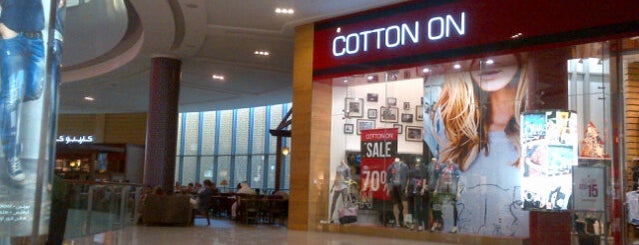 Cotton On is one of Dubai to-do list.