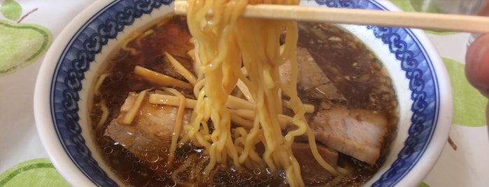 ラーメン富士屋 is one of Food.