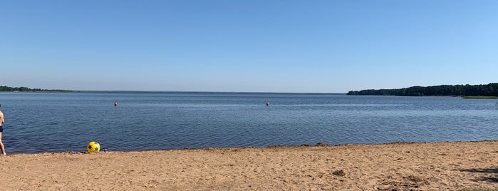 Пляж «Новый» is one of Интересные места.